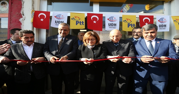 BAŞKAN ŞAHİN EYUP SULTAN MAHALLESİNİ DİNLEDİ