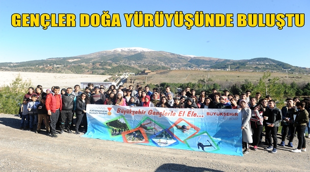 GENÇLER DOĞA YÜRÜYÜŞÜNDE BULUŞTU