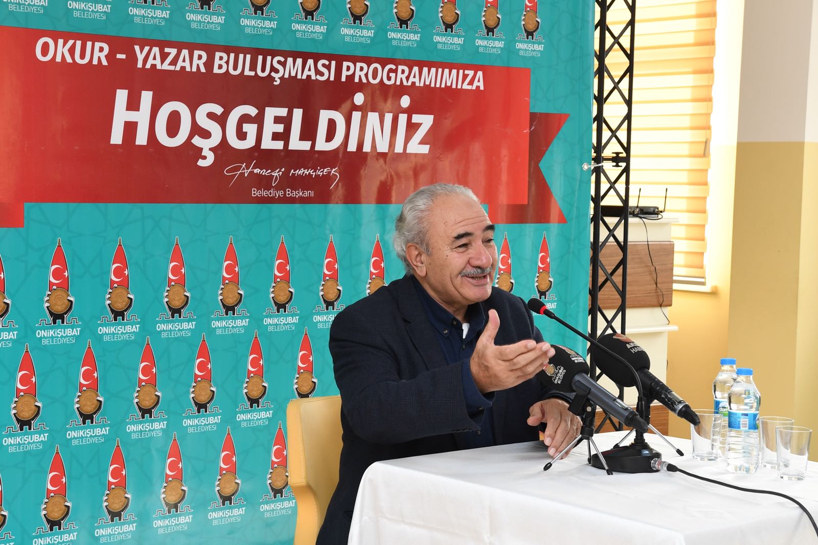 KAHRAMANMARAŞ ONİKİŞUBAT BELEDİYESİ OKUR-YAZAR BULUŞMASI ETKİNLİĞİ DEVAM EDİYOR