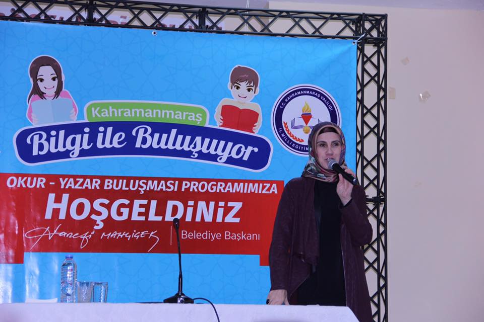 Onikişubat Belediyesi Yazar Ve Öğrencileri Bir Araya Getiriyor