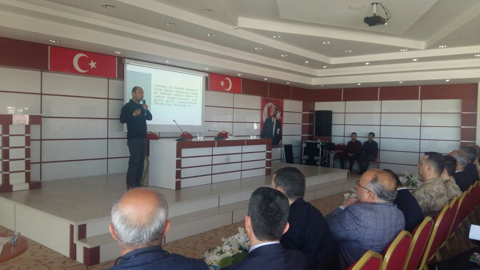 VEKTÖR MÜCADELESİ İLÇELERDE DE ANLATILDI