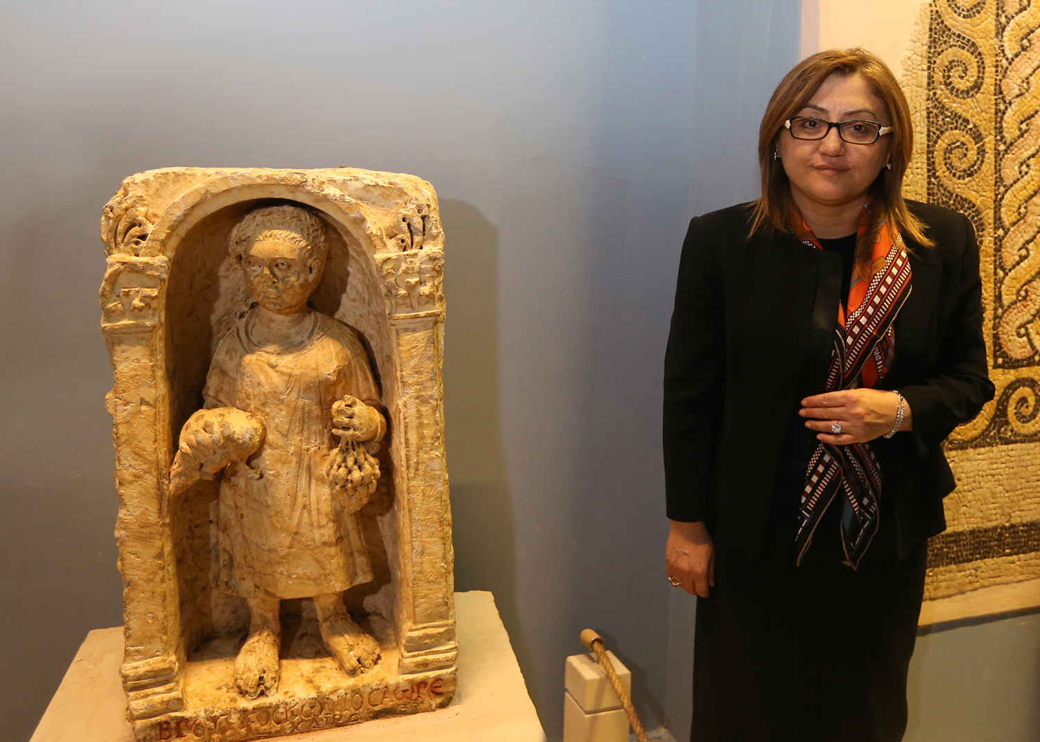 ZEUGMA MOZAİKLERİNE AİT 12 PARÇA TÜRKİYE’YE GETİRİLİYOR