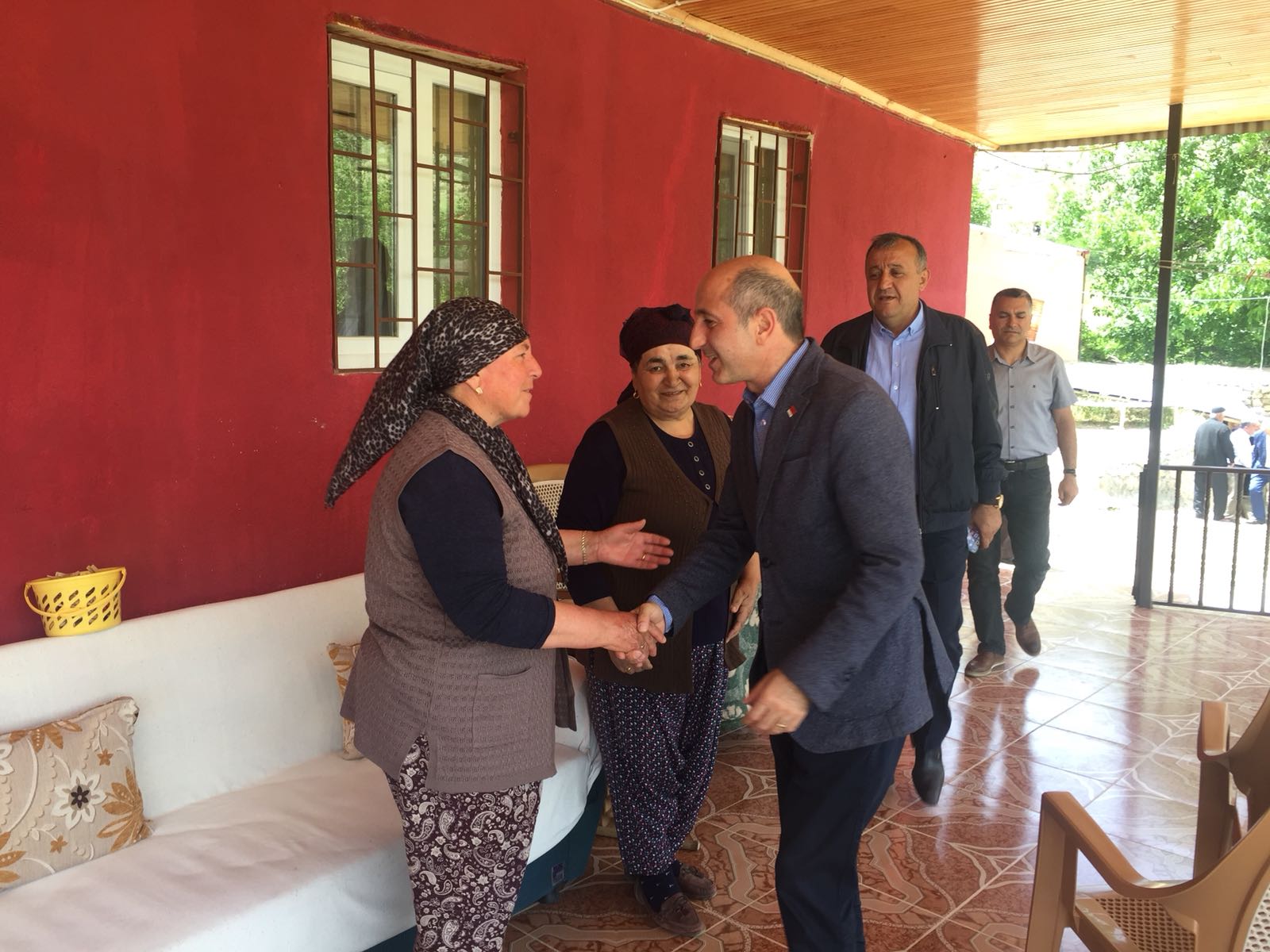 ATOM KARINCA ALİ ÖZTUNÇ DUR DURAK BİLMİYOR