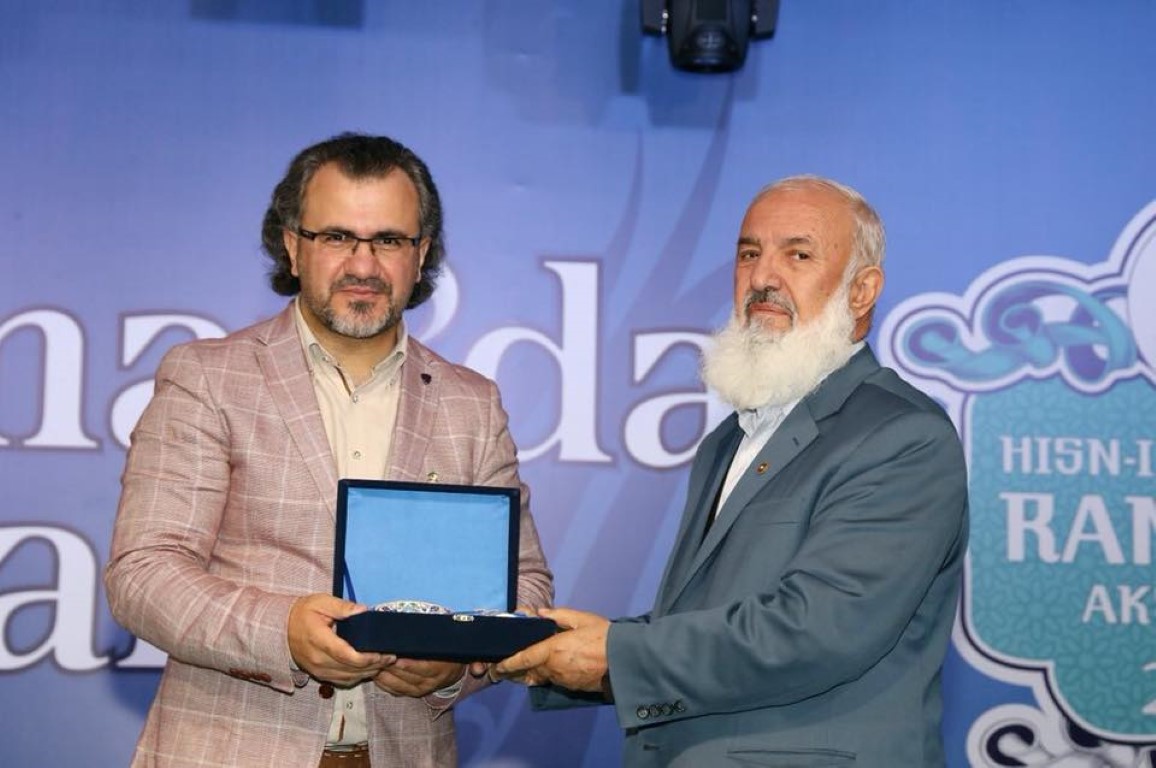 Eğitimci-Yazar Sıtkı Aslanhan’dan ‘Bilinçli Aile, Duyarlı Gençlik’ Konferansı