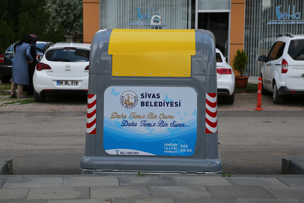ÇÖP KONTEYNERLERİ DEĞİŞİYOR