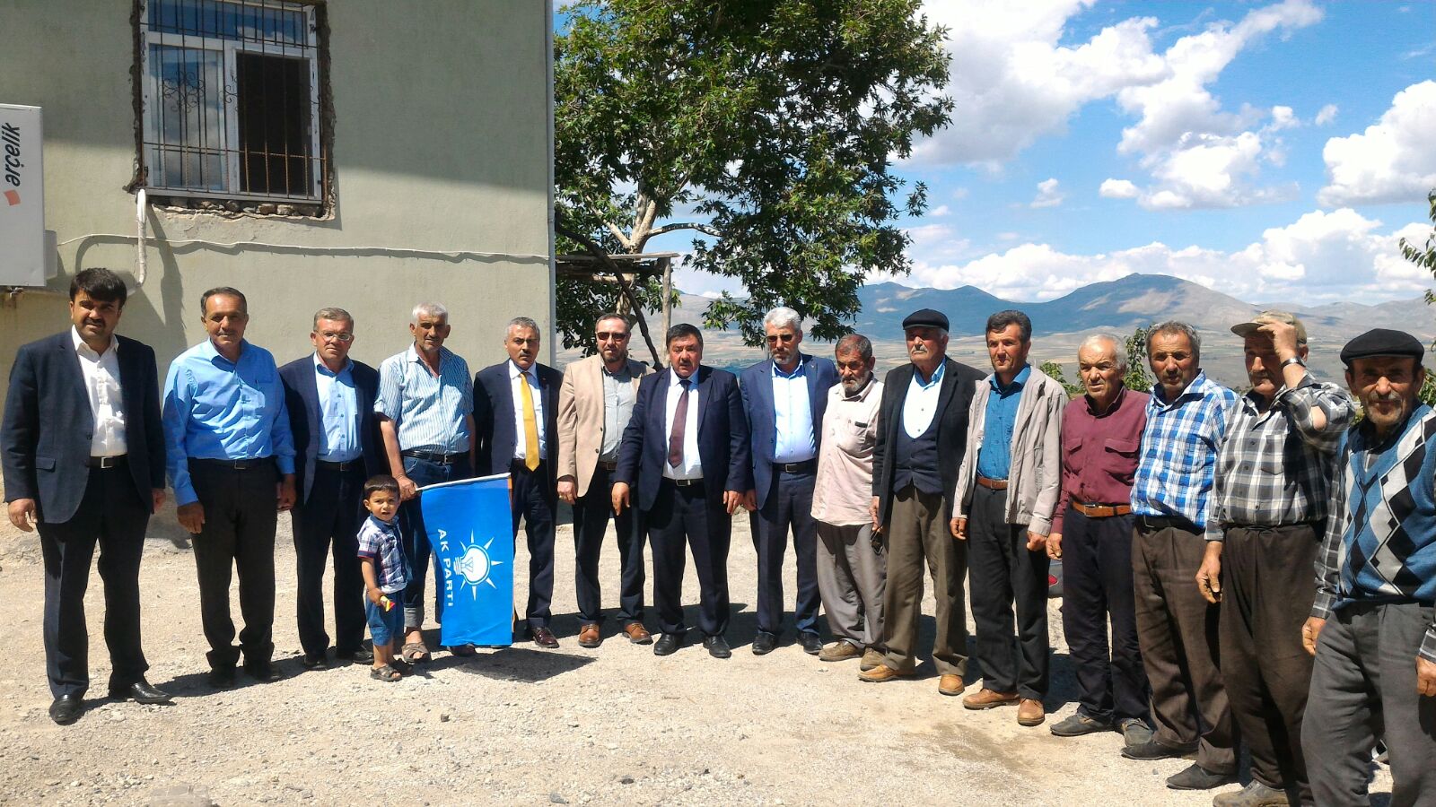 MİLLET VEKİLİ ADAYI TÜRK İSLAM KARAKOÇ EKİNÖZÜNDE