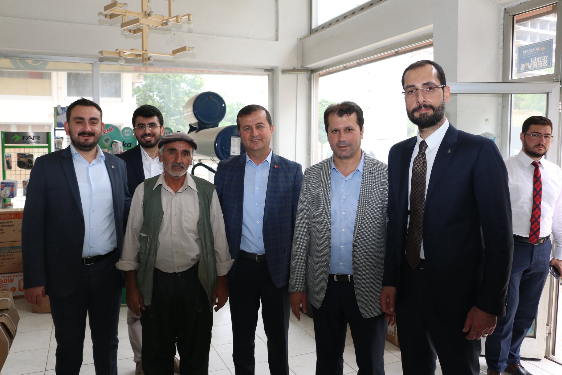 BAŞKAN BOZDAĞ DUR DURAK BİLMİYOR