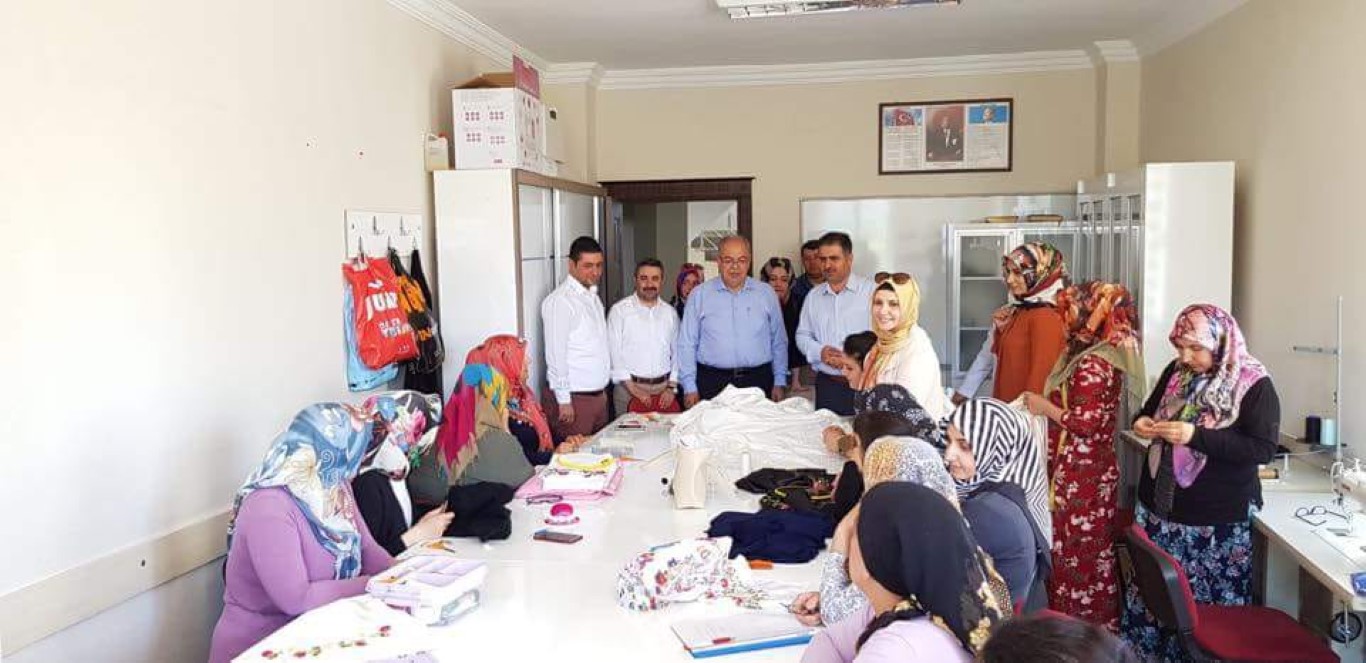 Başkan Kutlu ve Milletvekili Fırat’tan Kadın ve Gençlik Merkezlerine Ziyaret