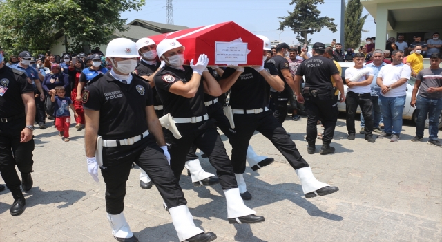 Siirt’te trafik kazası sonucu hayatını kaybeden polis memuru Adana’da toprağa verildi