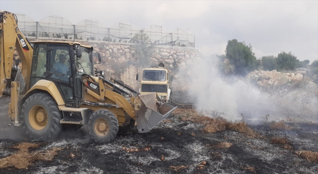 Mersin’de otluk alanda çıkan yangın söndürüldü