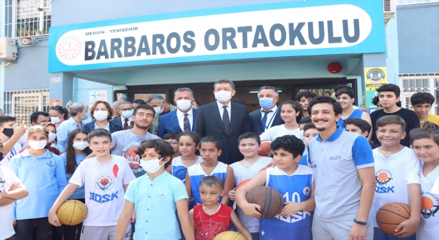 Milli Eğitim Bakanı Ziya Selçuk, Mersin’de okul ziyaretinde konuştu: