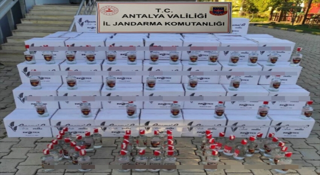 Antalya’da otelde 1800 litre sahte alkol ele geçirildi