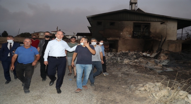İçişleri Bakanı Soylu, Manavgat’taki yangın bölgesinde incelemelerde bulundu