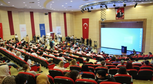Antalya’da üstün zekalı öğrencilerin katılacağı 4 haftalık yaz kampının açılış toplantısı yapıldı