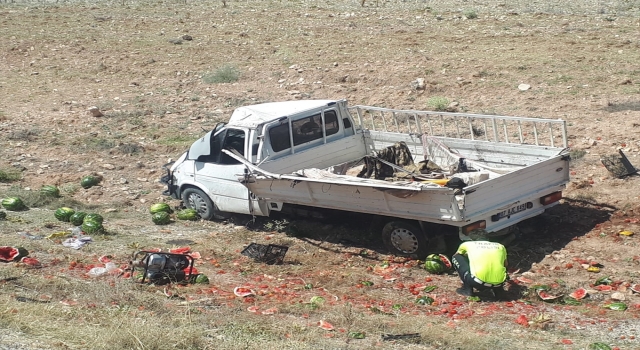 Burdur’da kamyonet devrildi: 1 ölü, 1 yaralı