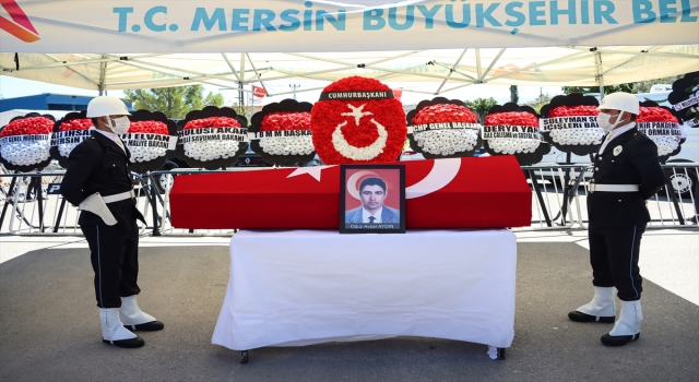 Düşen yangın söndürme uçağında yaşamını yitiren orman mühendisi Aydın, Mersin’de toprağa verildi