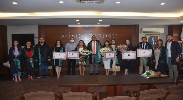 Adana Barosu’nda stajını tamamlayan 5 yeni avukat mesleğe başladı