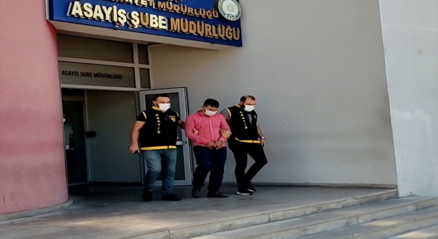 Adana’da park halindeki iki kamyoneti çaldıkları iddiasıyla 4 şüpheli tutuklandı