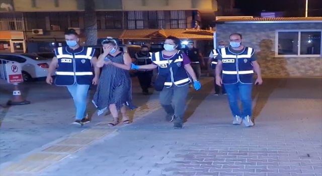 Mersin’de fuhuş operasyonunda yakalanan 3 zanlıdan ikisi tutuklandı