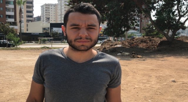 Adana’da köpeklerin kovaladığı çocuk otomobilin çarpması sonucu hayatını kaybetti