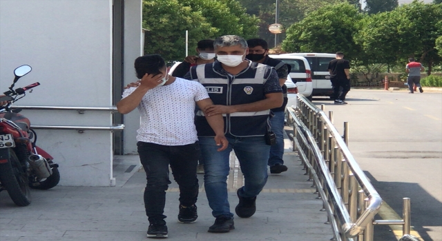Adana’da kapkaç zanlılarını polis, çalınan telefonların konumlarından bularak yakaladı