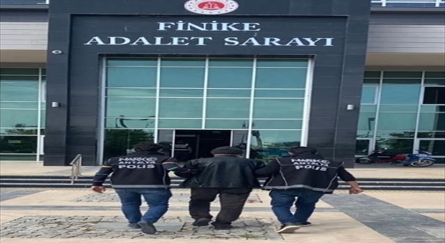 Antalya’da uyuşturucu ticareti iddiasıyla gözaltına alınan zanlı tutuklandı