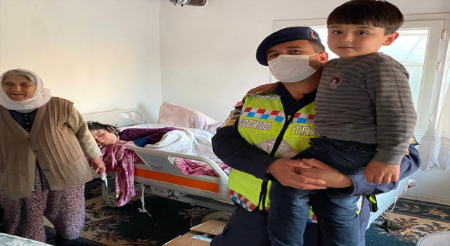 Kaş’ta jandarmadan 3 Aralık Engelliler Günü etkinliği