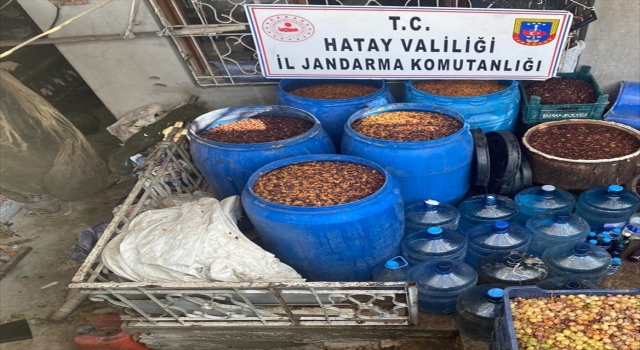 Hatay’da 3 bin 150 litre sahte içki ele geçirildi
