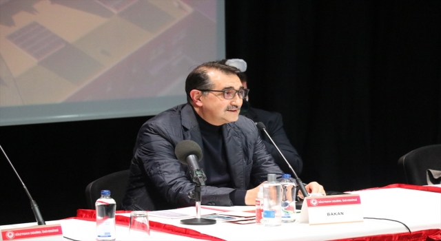 Bakan Fatih Dönmez, Isparta’da üniversiteli öğrencilerle buluştu