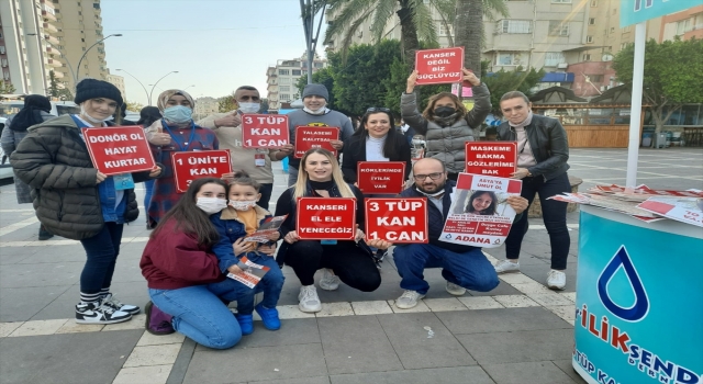 Kızı için kök hücre arayan anne, Adana’da stant kurdu
