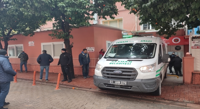 Adana’da arkadaşının bıçakla öldürdüğü çocuğun cenazesi defnedildi