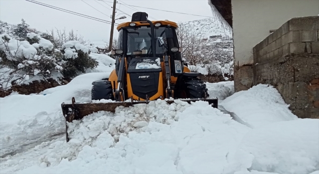 Kahramanmaraş’ta kar nedeniyle 396 kırsal mahalleye ulaşım sağlanamıyor