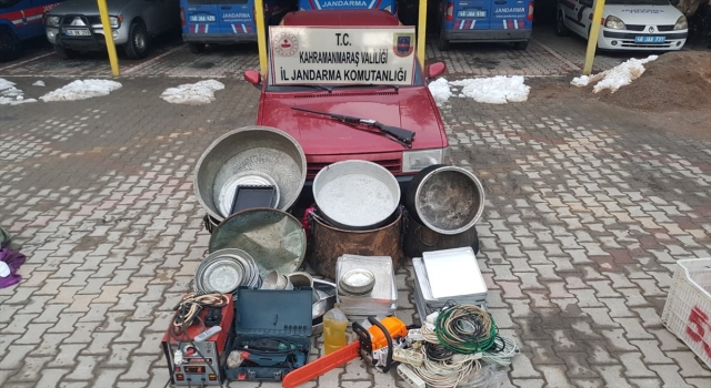 Kahramanmaraş’ta evlerden hırsızlık yaptıkları iddiasıyla 3 zanlı yakalandı