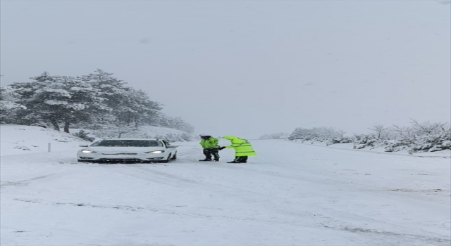 AntalyaDenizli kara yolu ulaşıma kapandı