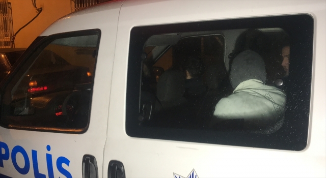 Adana’da kovalamacayla durdurulan otomobilde tabanca bulundu