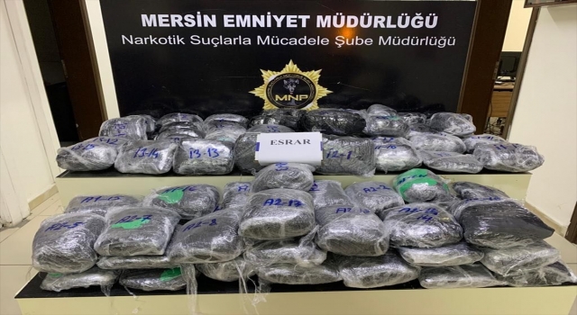 Mersin’de kargo aracında 56 kilo 200 gram esrar ele geçirildi