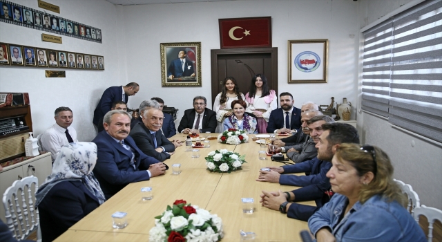 İYİ Parti Genel Başkanı Akşener, Adana’da dernek ziyaretinde konuştu: