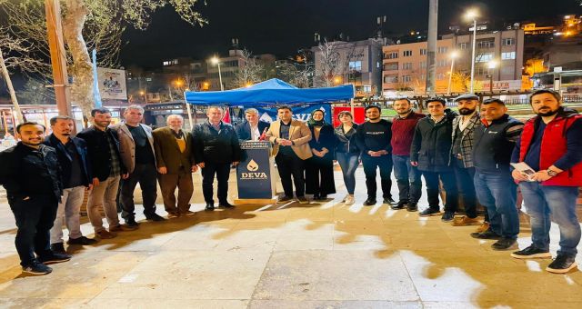 Deva Partisi Kahramanmaraş Teşkilatı Ramazan Boyunca Kent Meydanında