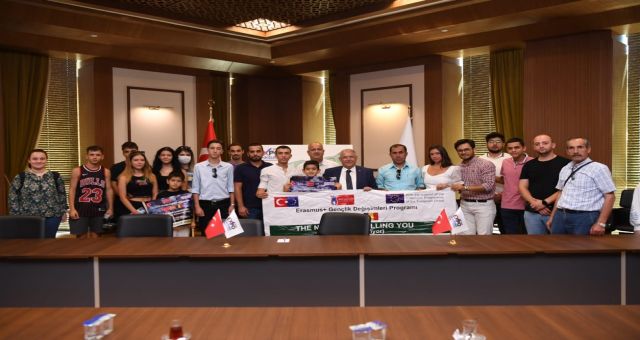 Başkan Mahçiçek, Romanya ve Makedonyalı Öğrencilere EXPO 2023’ü Anlattı
