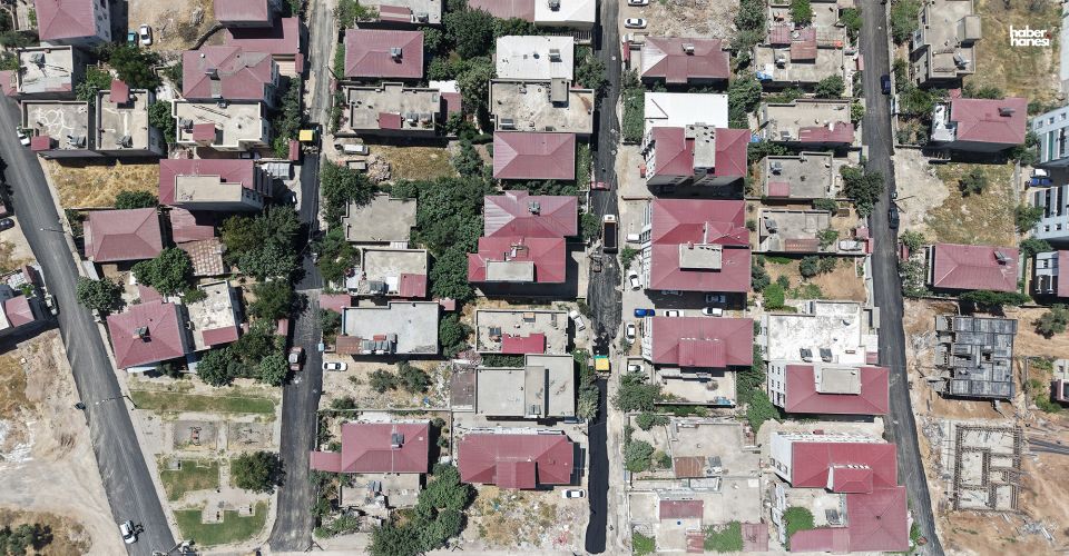 Kahramanmaraş Büyükşehir, Aslanbey Mahallesi’nde Asfalt Mesaisine Başladı