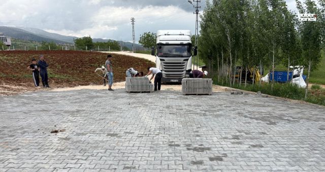 Kahramanmaraş Büyükşehir’den Çağlayancerit Kırsalına 3 Bin Metrekarelik Kilit Parke