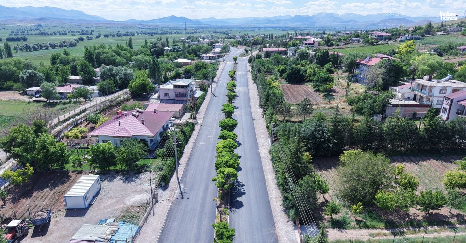 Kahramanmaraş Büyükşehir’den Elbistan İğde’de Ulaşım Atağı; Yürüyüş Yolu Tamam, Asfalt Başladı