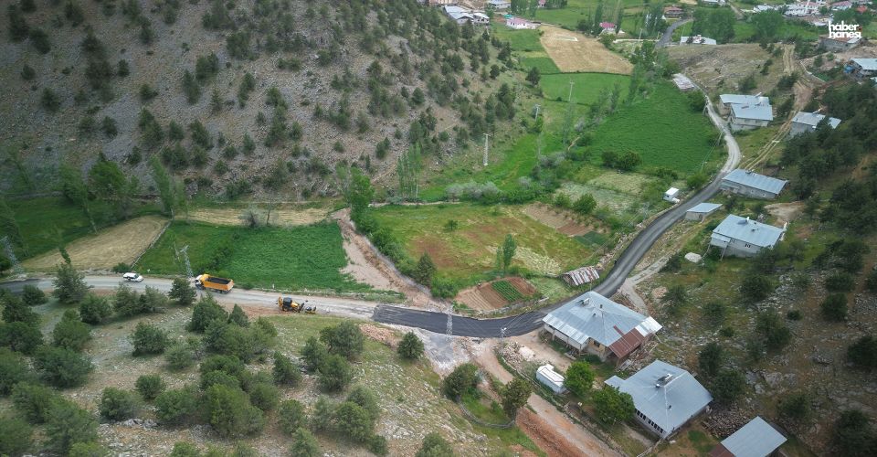 Kahramanmaraş Büyükşehir’den Göksun’da Ulaşım Atağı; Grup Yolları Yenileniyor, Yeni Arterler Açılıyor