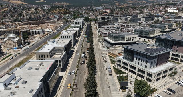 Azerbaycan Bulvarı'nda Asfalt Seferberliği! Çalışmalar Hız Kesmeden Sürüyor