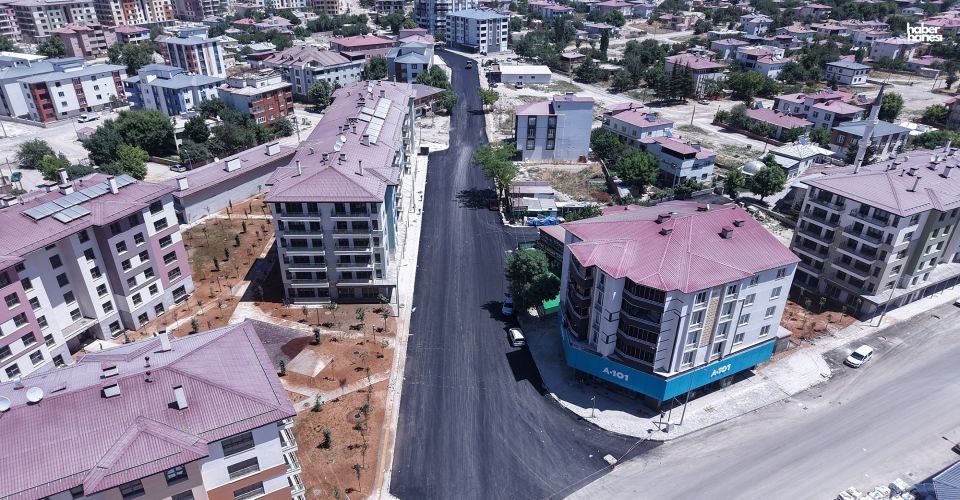 Kahramanmaraş Büyükşehir, Elbistan Kümbet Caddesi’ni Yeni Görünümüne Kavuşturuyor