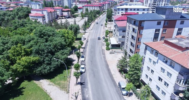 Kahramanmaraş Büyükşehir, Elbistan’ın Caddelerini Yeniliyor