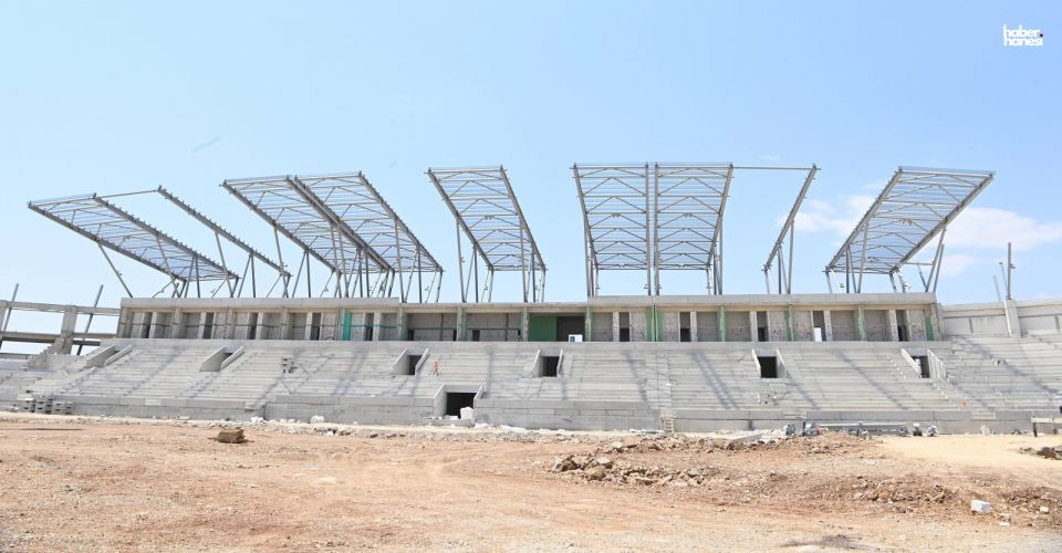 Kahramanmaraş Stadyumu Yükseliyor! Başkan Görgel ve Vahit Kirişci Çalışmaları Yerinde İnceledi