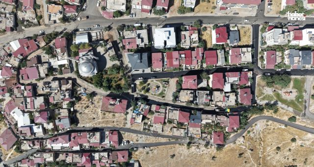 Kahramanmaraş Büyükşehir’den, Dulkadiroğlu Aslanbey Mahallesi’nde Kesintisiz Asfalt Mesaisi
