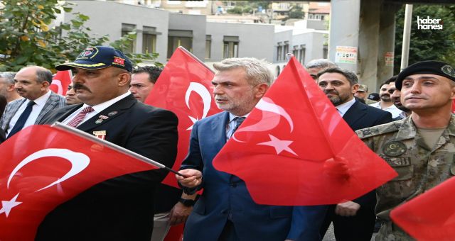 Kahramanmaraş’ta Gaziler Günü korteji: Türk bayraklarıyla yürüdüler