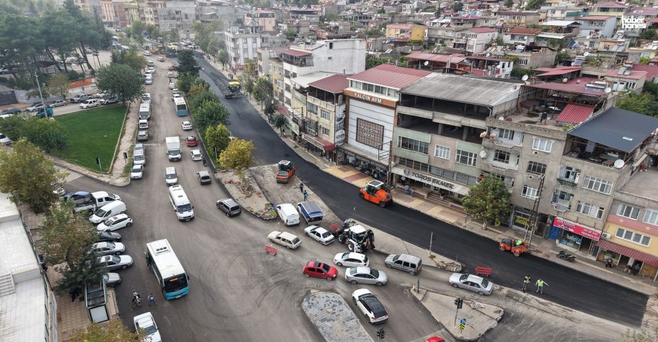 Kahramanmaraş Büyükşehir Asfalt Mesaisini Yeni Haftada 4 İlçe 24 Farklı Noktada Sürdürecek